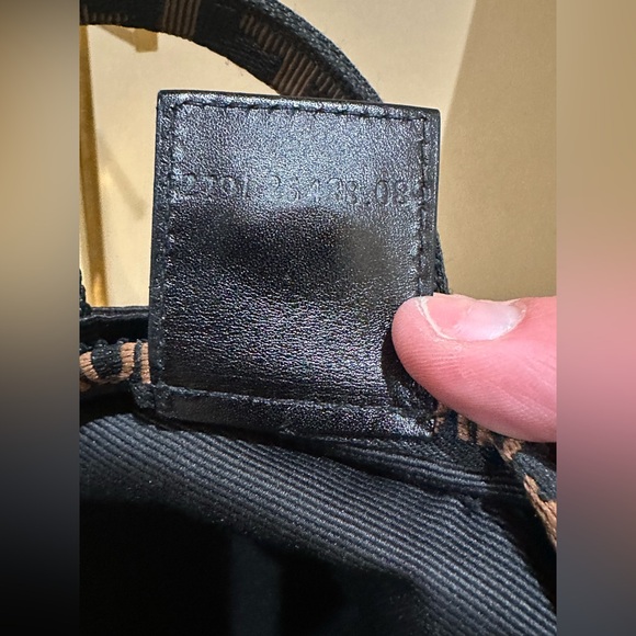 Fendi
Mini Roma 1925 Tote - Picture 13 of 13